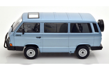 VOLKSWAGEN Bus T3 Syncro (1987), light blue-metallic