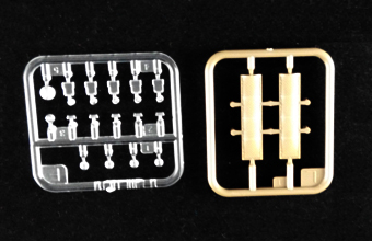 Сборная модель Russian Self-Propelled Gun SU-152 (KV-14) (April,1943 Production, Early Version)