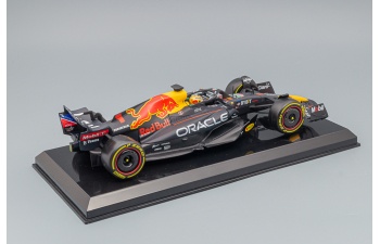 RED BULL F1 Rb18 Team Oracle Red Bull Racing №1 World Champion Season (2022) Max Verstappen - With Pilot And Showcase, Matt Blue Yellow Red