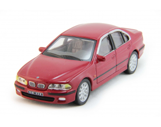 BMW 528i Sedan, dark red