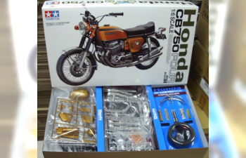 Сборная модель Honda CB750 FOUR