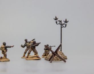 German King Tiger and Soldier Set - Normand