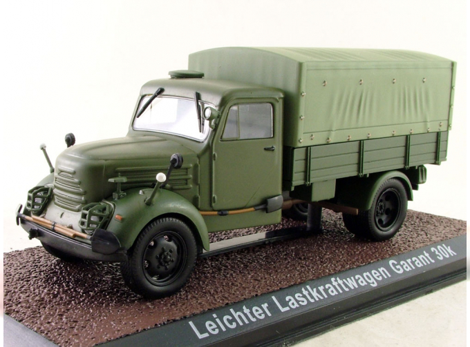 ROBUR Garant 30k Leichter Lastkraftwagen, серия NVA-Fahrzeuge от Atlas Verlag, хаки