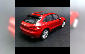 PORSCHE MACAN Turbo 2015 impulsrot