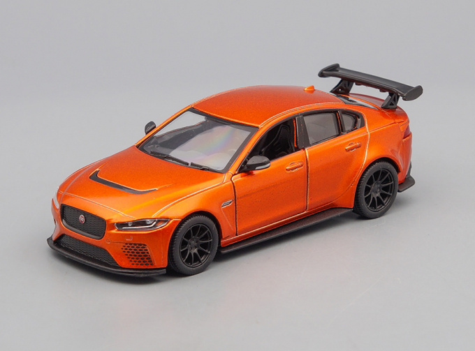 JAGUAR XE SV Project 8, orange