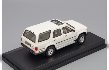 TOYOTA Hilux Surf 4WD SSR-Ltd 1989, white