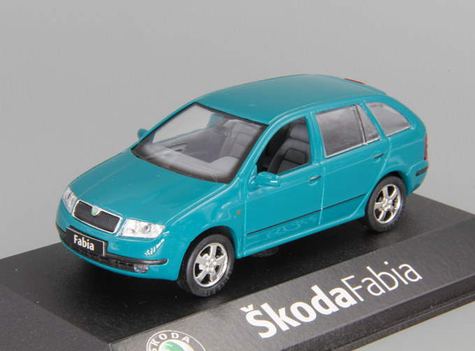 SKODA Fabia Combi, green