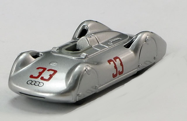 AUTO UNION Stromlinienwagen No 33 Avus (1937), silver