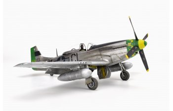 Сборная модель P-51D-10 Mustang Weekend edition