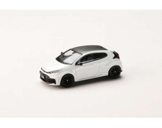 Toyota GR YARIS RZ High performance 2024, super white II