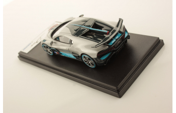 Bugatti Divo (argent glossy)