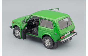 LADA Niva (1980), green