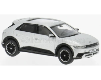 HYUNDAI Ioniq 5 2022, silver / black