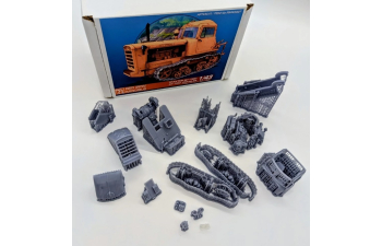 Сборная модель ДТ-75 "Волгоград" 