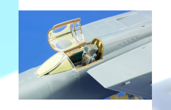 MiG-25PD/PDS Foxbat interior S.A. Kitty Hawk .02855