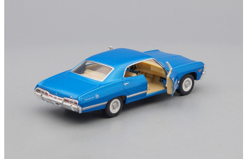 CHEVROLET Impala (1967), blue