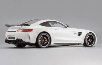 MERCEDES-BENZ-AMG GT-R, white