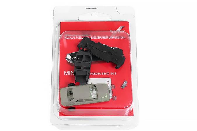 Сборная модель Mercedes-Benz 190 E, бежевый