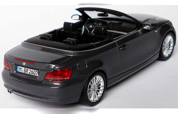 BMW 1er Cabrio E88 (2008), sparkling graphite met.