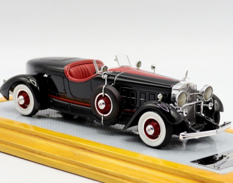 Cadillac 452A V16 Roadster Farina 1931 Original Car, Black/Red