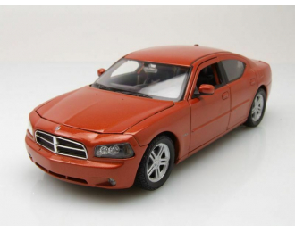 Dodge Charger R/T 2006 оранжевый