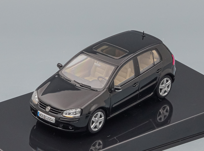 VOLKSWAGEN Golf V (2003), black