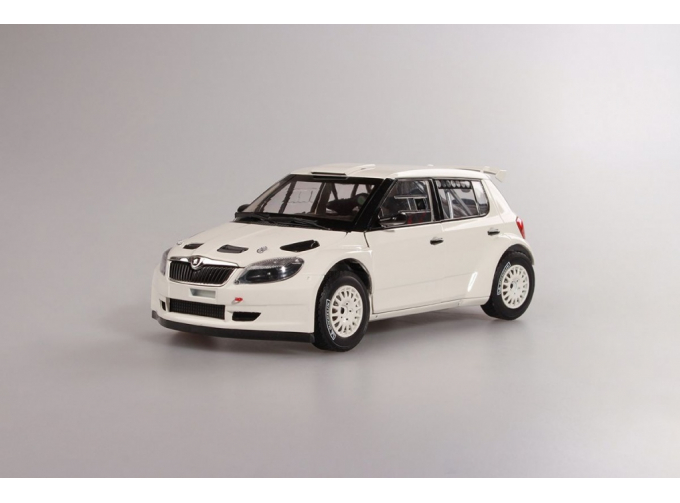 SKODA Fabia II FL S2000 (2010) White - Gravel Wheels