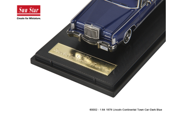 LINCOLN Continental Town Car (1979), blue