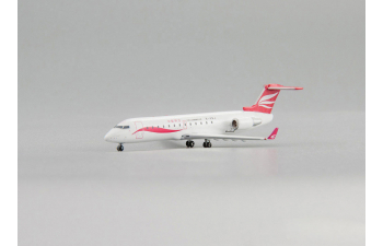 CR AIRWAYS CRJ-200 B-KBJ