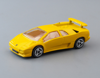 LAMBORGHINI Diablo, yellow