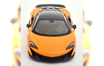 McLAREN 600LT orange