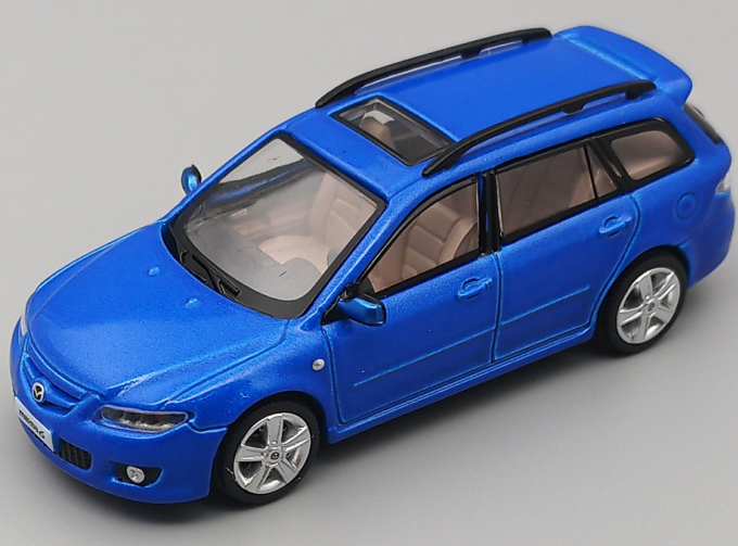 MAZDA 6 / Atenza Wagon Gen.1, blue