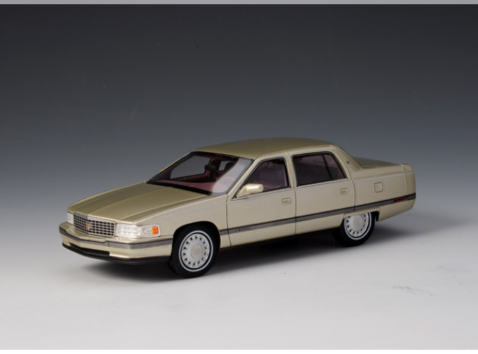 CADILLAC Sedan DeVille 1994, Sand Metallic