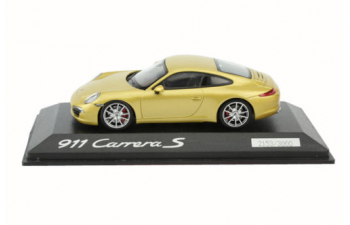 PORSCHE 911 Carrera S (2012), gold