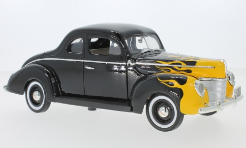 FORD Deluxe (1940), black/yellow