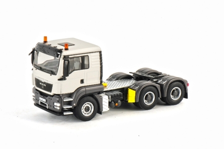 MAN TGS L 6x4, White Line 1:50, белый