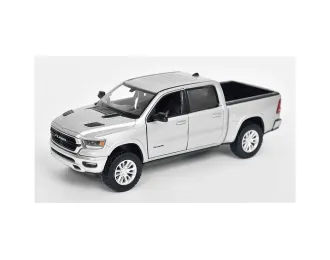 DODGE RAM 1500 Crew Cab Laramie 2019, silver
