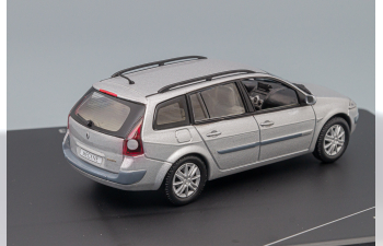 RENAULT Megane Estate (2003), grey silver