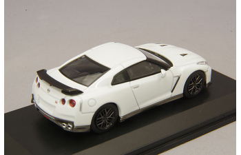 NISSAN GT-R *Limited of 50 units Special Edition* (R35) (2019), brilliant white pearl 
