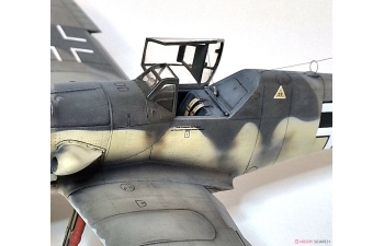 Сборная модель немецкий истребитель Bf 109K-4 (Weekend)