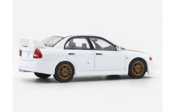MITSUBISHI Lancer Evolution IV, white with carbon hood