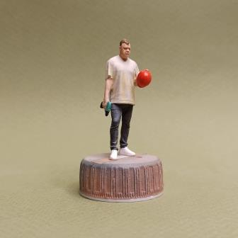 Фигура 0888 Костян монтажник, окрашенная (цвет в ассортименте)