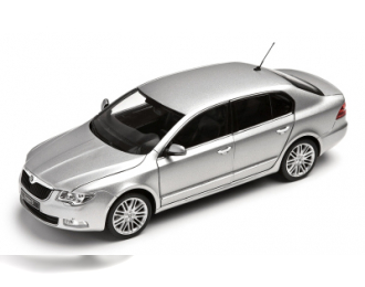 SKODA Superb II (2008), silver met