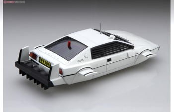 Сборная модель LOTUS Esprit James Bond Car Submarine 007