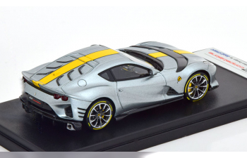 FERRARI 812 Competizione (2021), grey metallic yellow