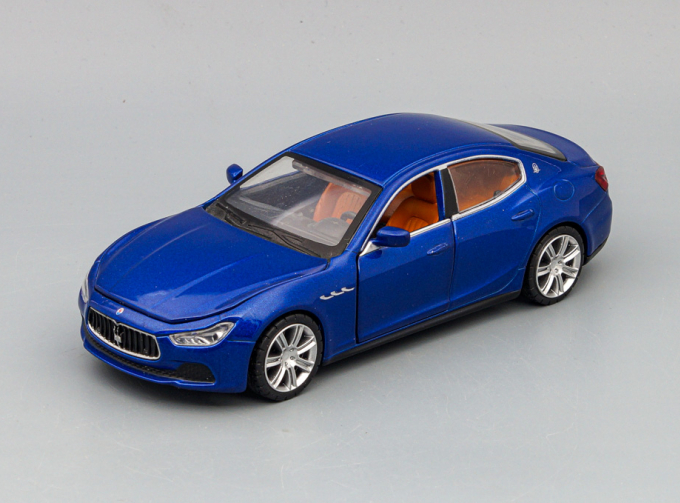 MASERATI Ghibli, blue