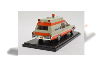 CADILLAC Superior Ambulance (скорая медицинская помощь) 1977 White/Orange