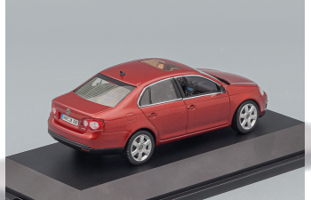 VOLKSWAGEN Jetta 2005, red