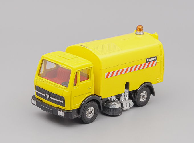 MERCEDES-BENZ SK Faun AK435 Street Sweeper, yellow