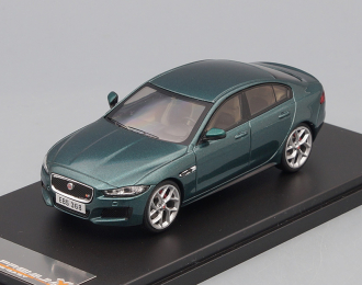 JAGUAR XE (2015), green metallic